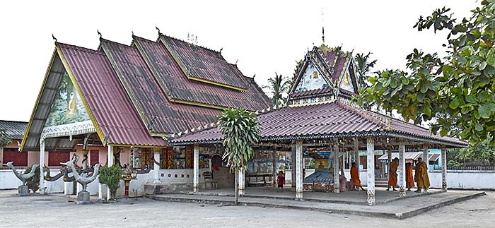 'Wat Simungkhun | Hongsa' by Asienreisender